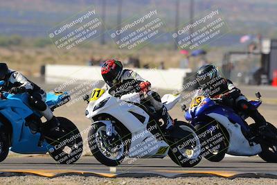 media/Oct-08-2023-CVMA (Sun) [[dbfe88ae3c]]/Race 3 Amateur Supersport Middleweight/